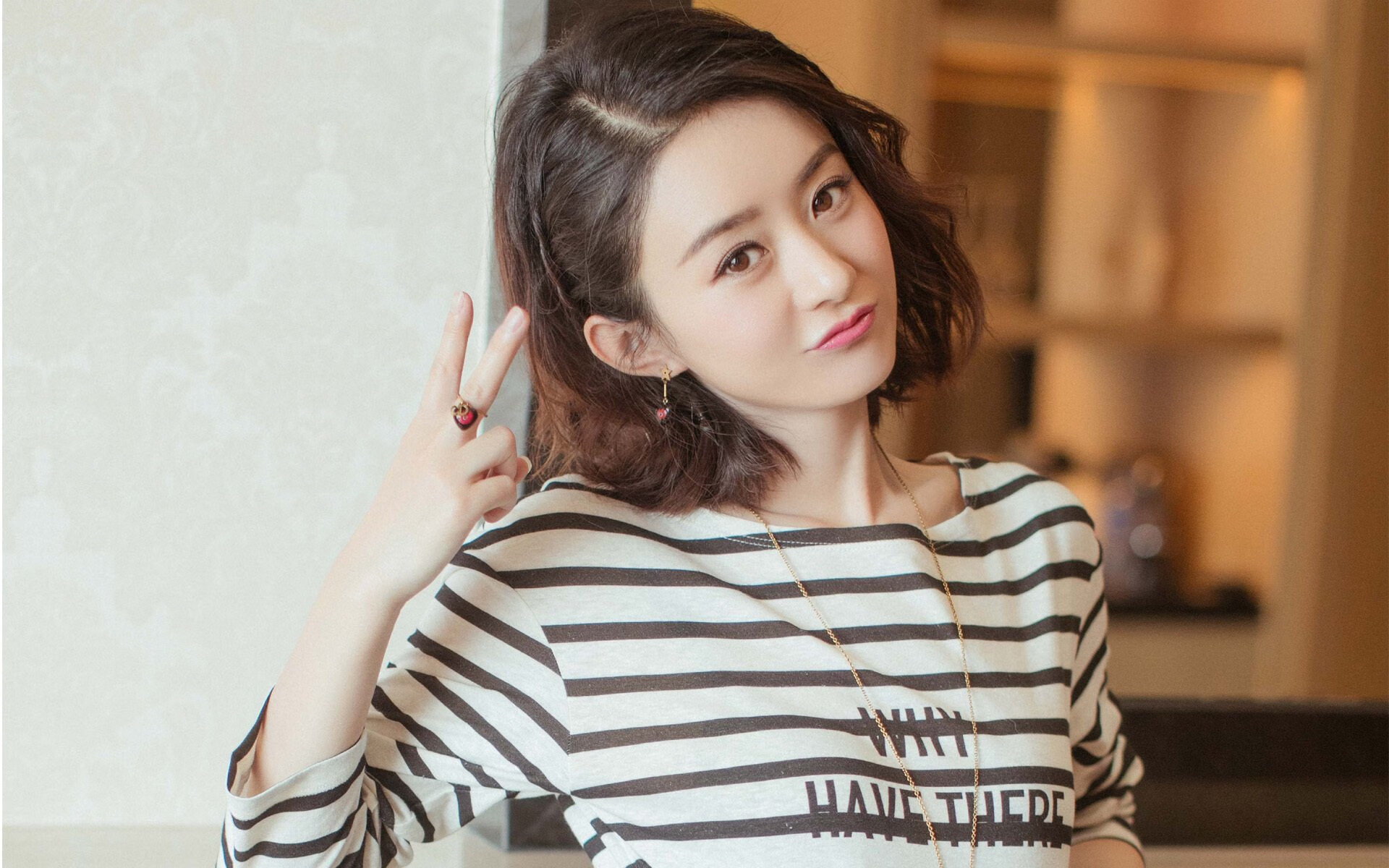 _蓝色海域的跳水表演：水之女王归来_，跳水之国