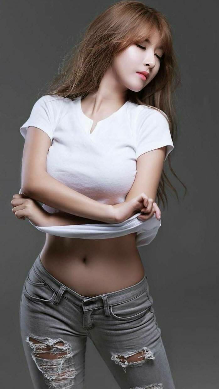 皇家马德里新援表现不佳，或将被迫坐板凳，皇家马德里近况