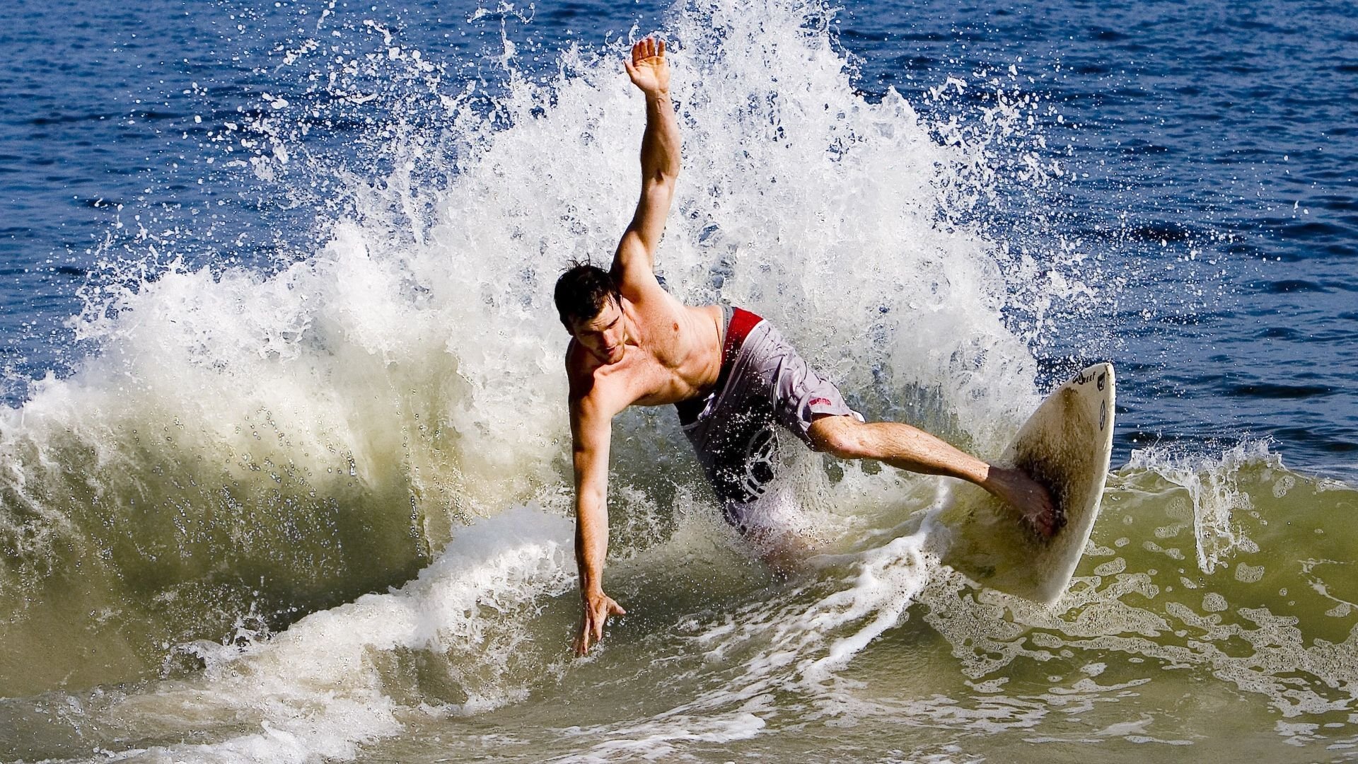 爱游戏官网-年度十大中国篮球比赛精彩瞬间集锦，2021年中国篮球比赛视频完整版